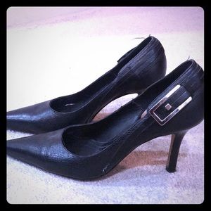 Ann Taylor pointed toe heels